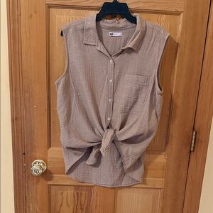 SO Women's Sleeveless Beige Button-Down Shirt